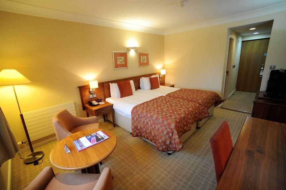 เมอร์เคียว บาร์นสลีย์ แทงเกอร์สลีย์ แมเนอร์ โฮเต็ล Hotel Tankersley ภายนอก รูปภาพ